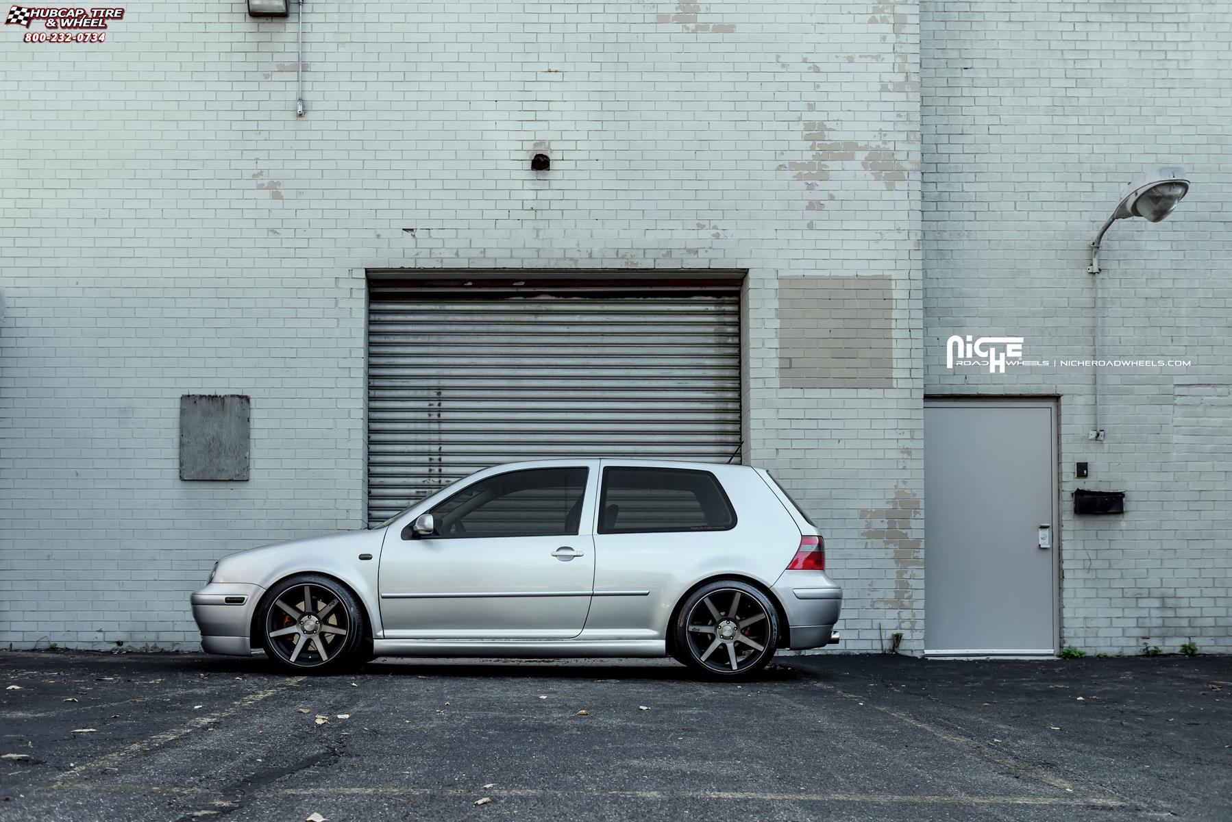 vehicle gallery/volkswagen gti niche verona m150 18x95 Black & Machined with Dark Tint wheels and rims