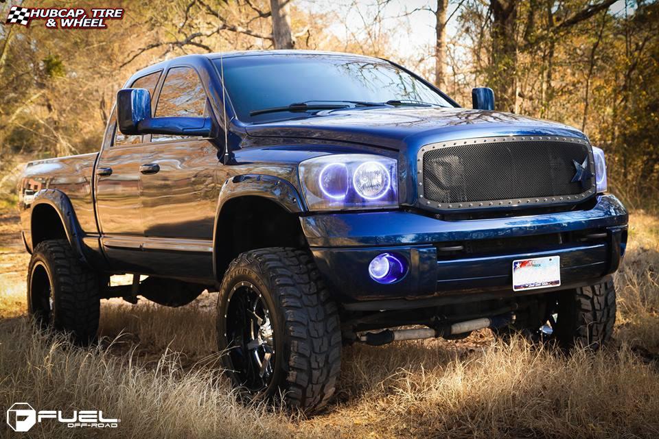 vehicle gallery/dodge ram 2500 fuel maverick d260 22X12 Chrome with Gloss Black Lip wheels and rims