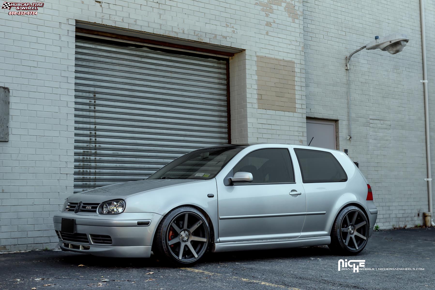 vehicle gallery/volkswagen gti niche verona m150 18x95 Black & Machined with Dark Tint wheels and rims