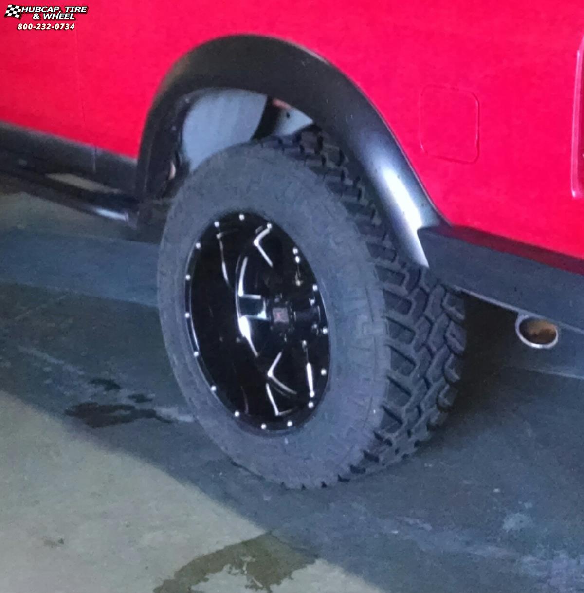 vehicle gallery/1996 ford bronco moto metal mo962 20X12 Gloss Black & Milled wheels and rims