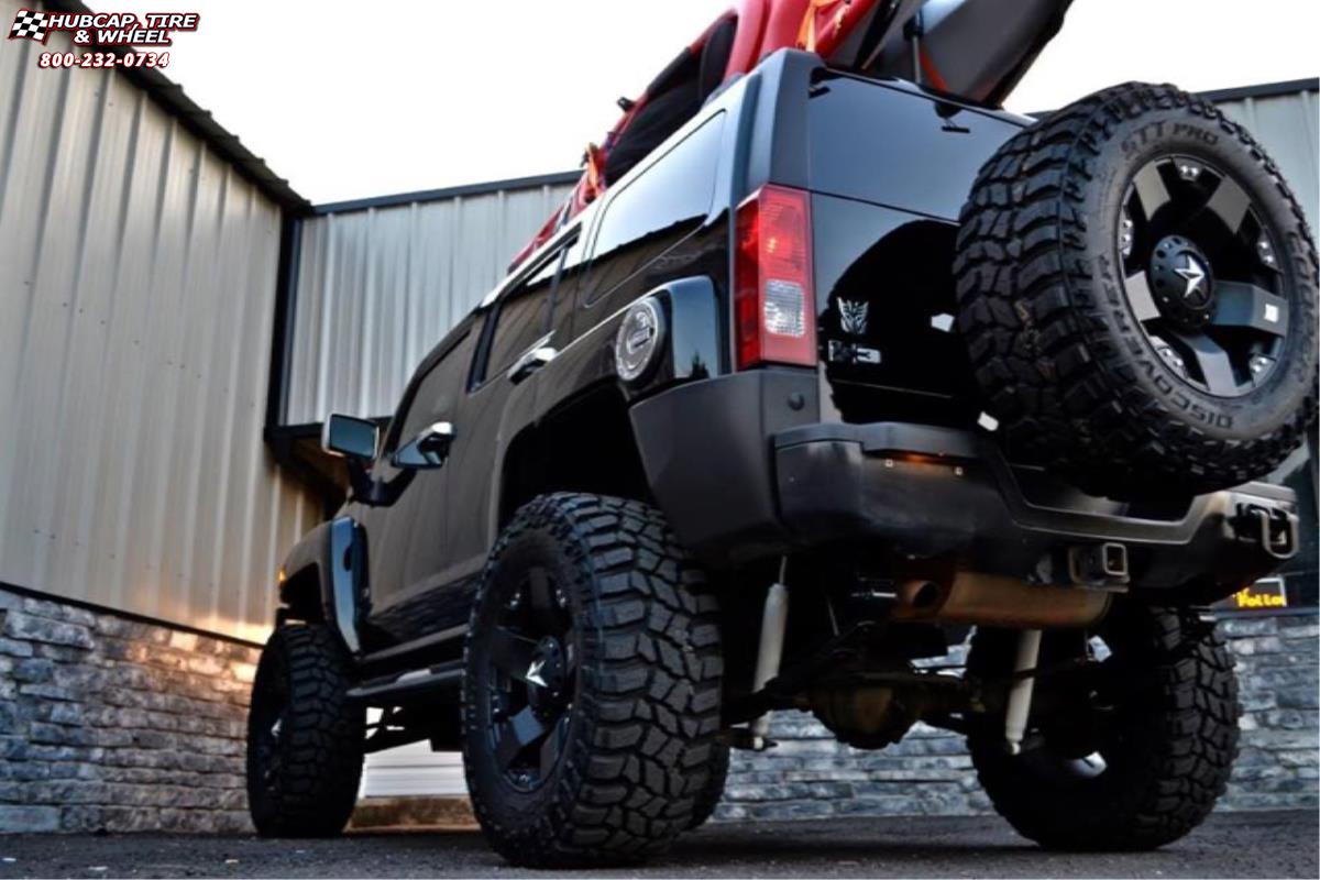 vehicle gallery/hummer h3 xd series xd775 rockstar x  Matte Black wheels and rims