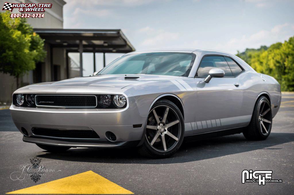 vehicle gallery/dodge challenger niche verona m150 20x9  Black & Machined with Dark Tint wheels and rims