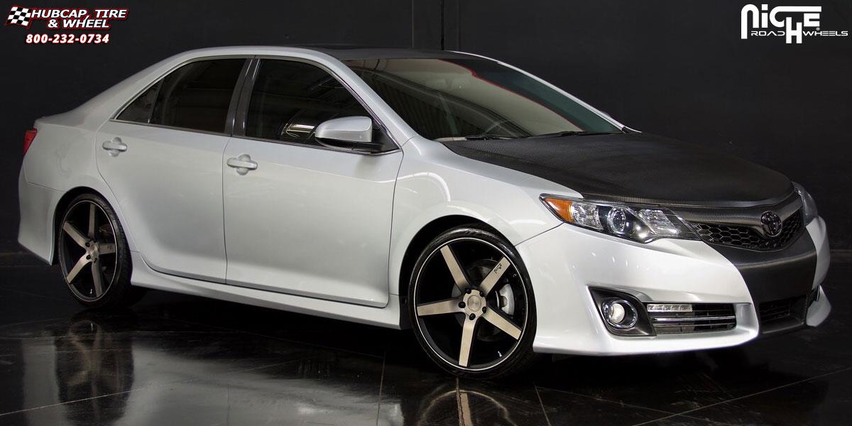 vehicle gallery/toyota camry niche milan m134 20x85 Black & Machined with Dark Tint wheels and rims