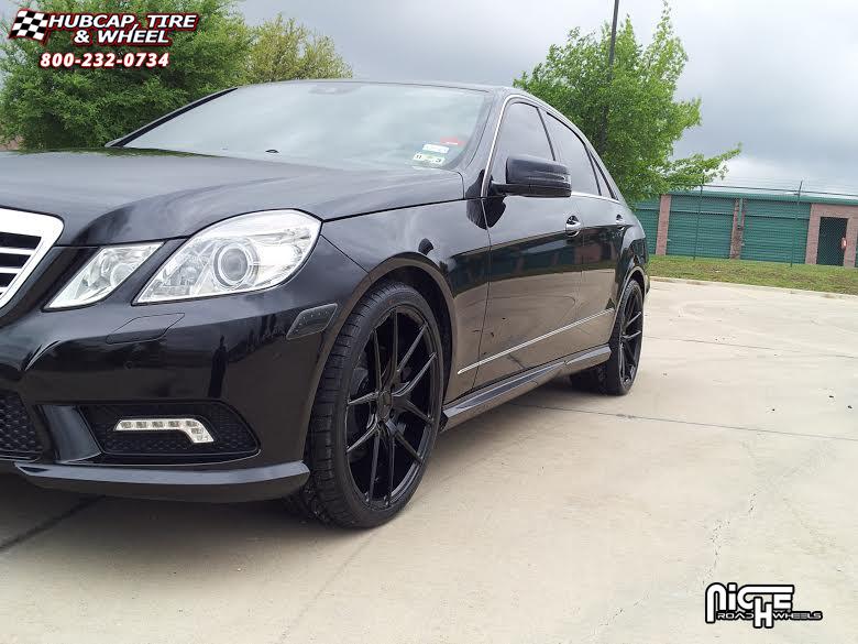 vehicle gallery/mercedes benz e350 niche targa m131  Silver & Machined wheels and rims